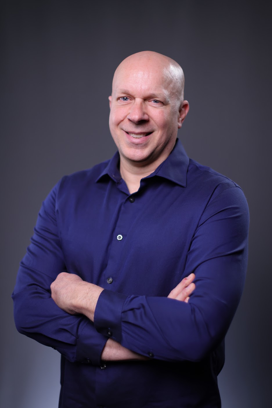 Why Connected Content Gets Financial Services Professionals Found in AI Search